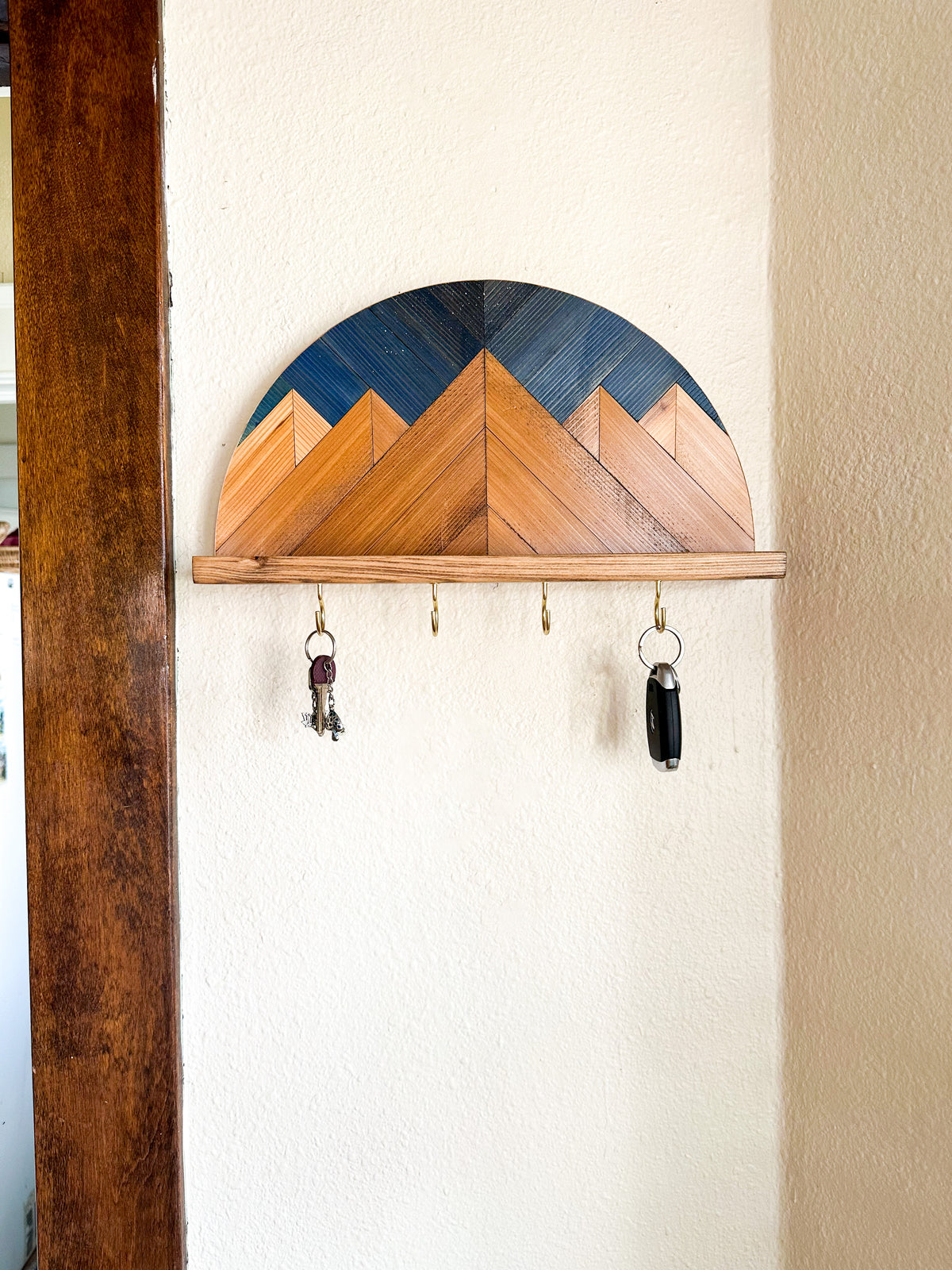 Mountain Peaks Keyhook Shelf / Necklace display